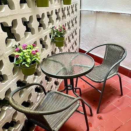 El Patio De San Miguel Apartment