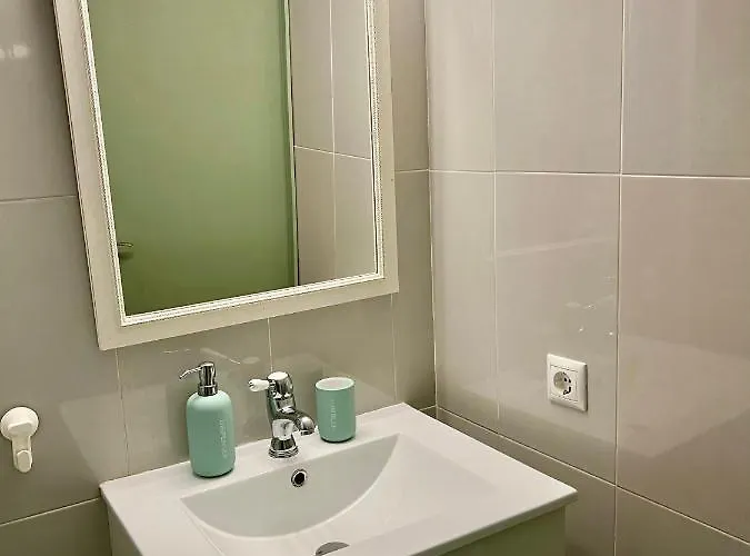 El Patio De San Miguel Apartment *